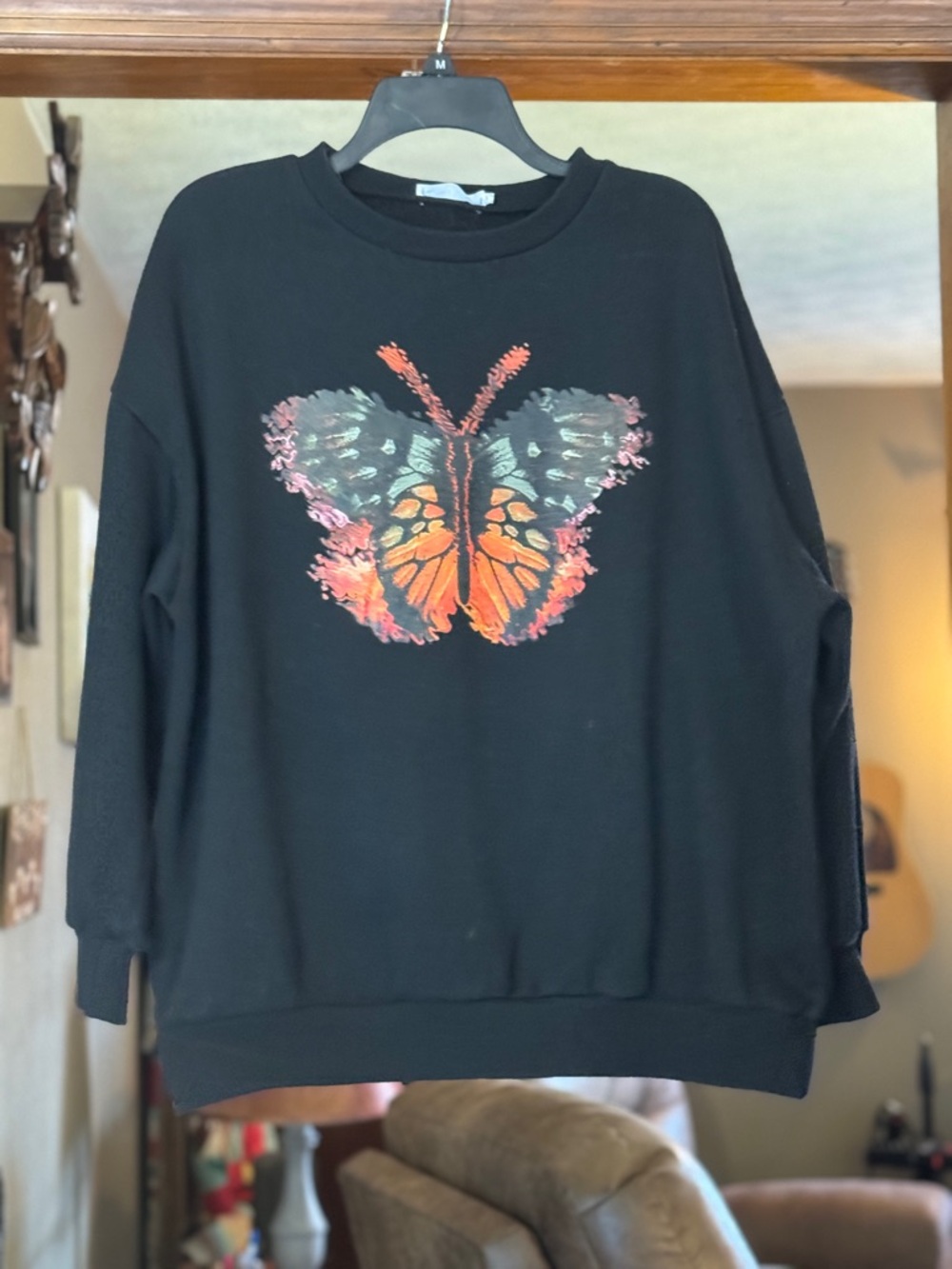 Black Women's Butterfly Graphic Sweatshirt